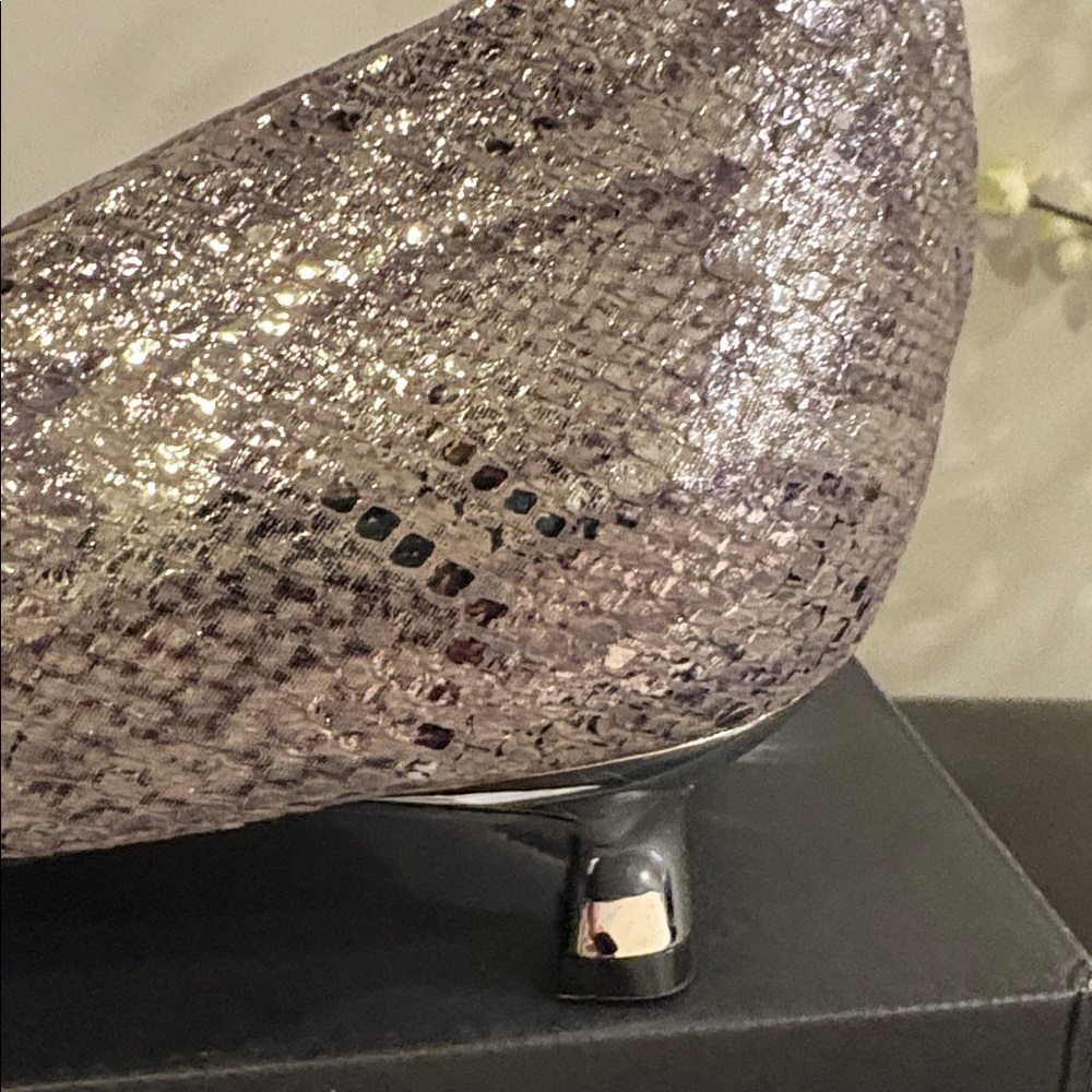 Women's Snakeskin Pattern Shoes naturalizer wide - Picture 2 of 7